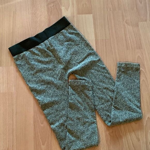 NIKIBIKI SEAMLESS LEGGINGS  - Picture 5 of 6